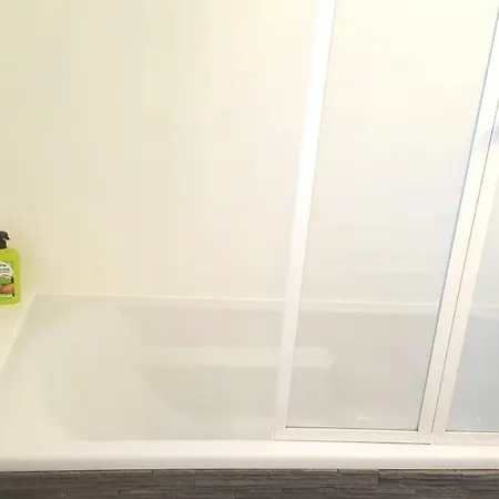 Chambres Dans Avec Piscine 3min De Проживание в семье *